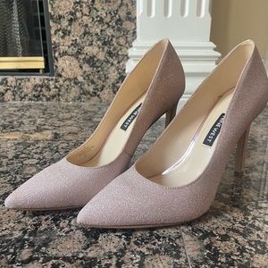 Sparkly Nine West Pump